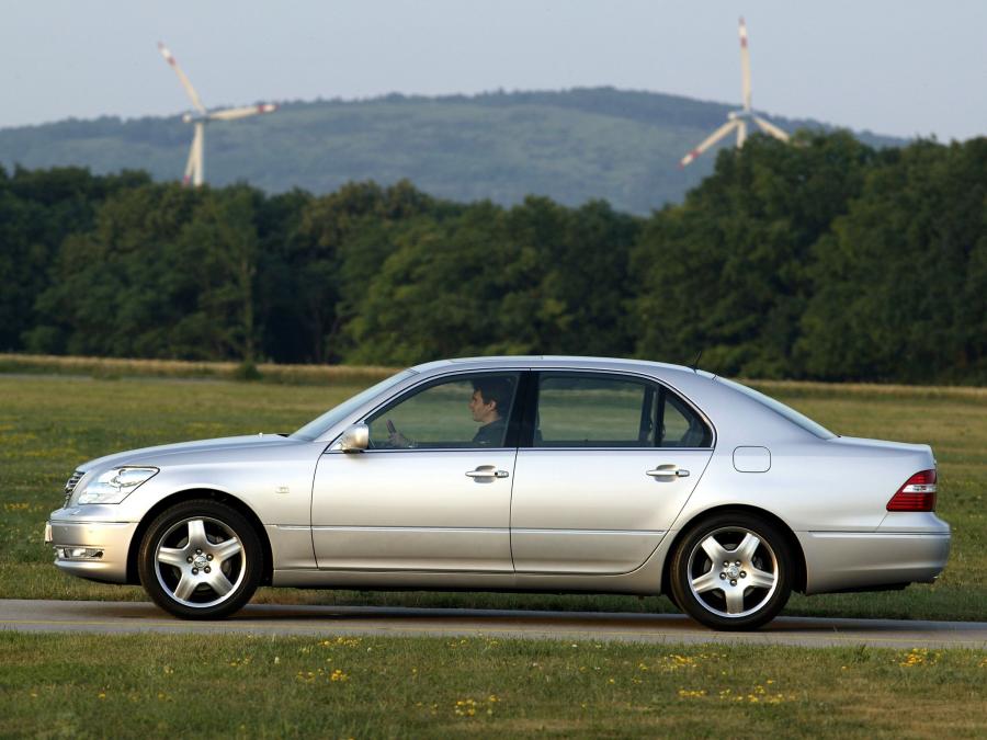  Lexus LS430 2003 года  (EU) (фото 7 из 16)